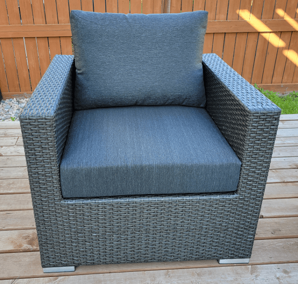 Slim 4pc Outdoor Conversation Set Club Chair